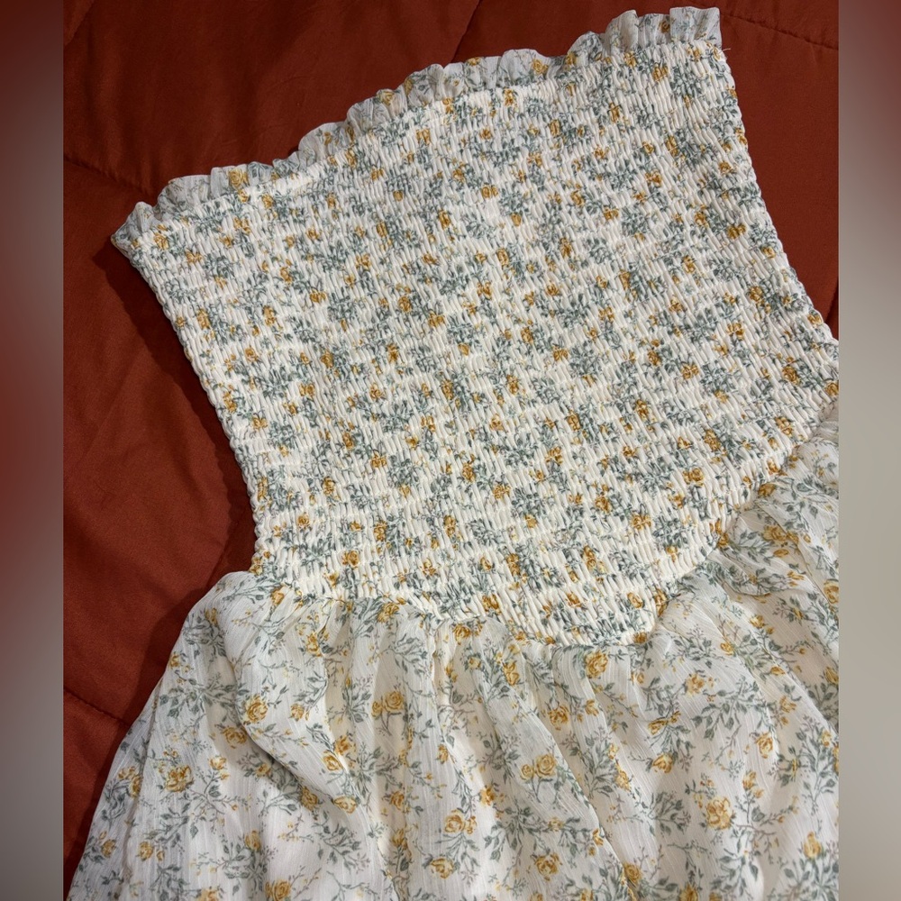 NWT Windsor Floral Smocked Mini Dress - Cream and Yellow - Picture 6 of 12